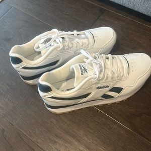 *New never worn* Reebok Ortholite sneakers